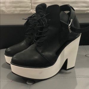 Topshop Black & White Heels Size 37